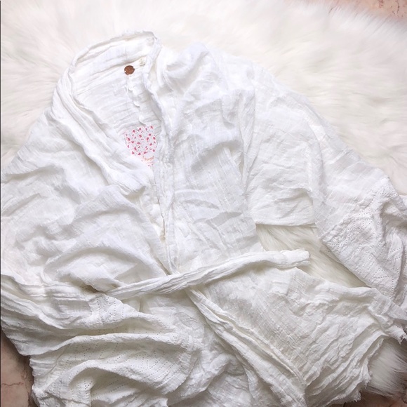 FREE PEOPLE ONE TIE WRAP KIMONO - Picture 2 of 4